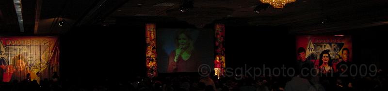 DSC02134.jpg - Kate Mulgrew "Capt. Janeway on stage"..