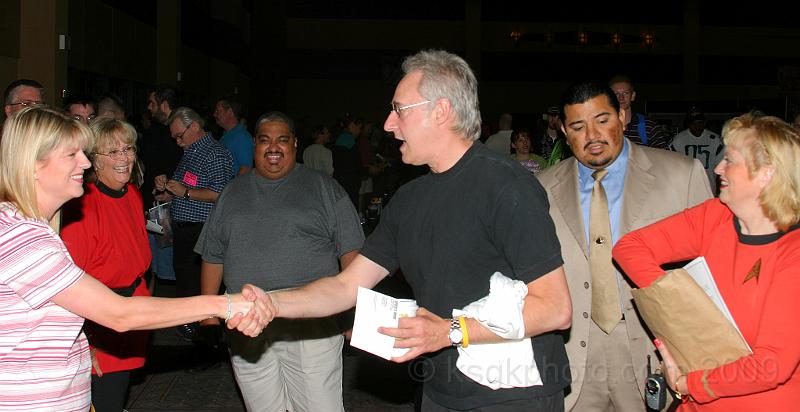 IMG_7850.jpg - Carla shaking hands with Brent Spiner TNG's "Data" and Aunt Vickie on the right..