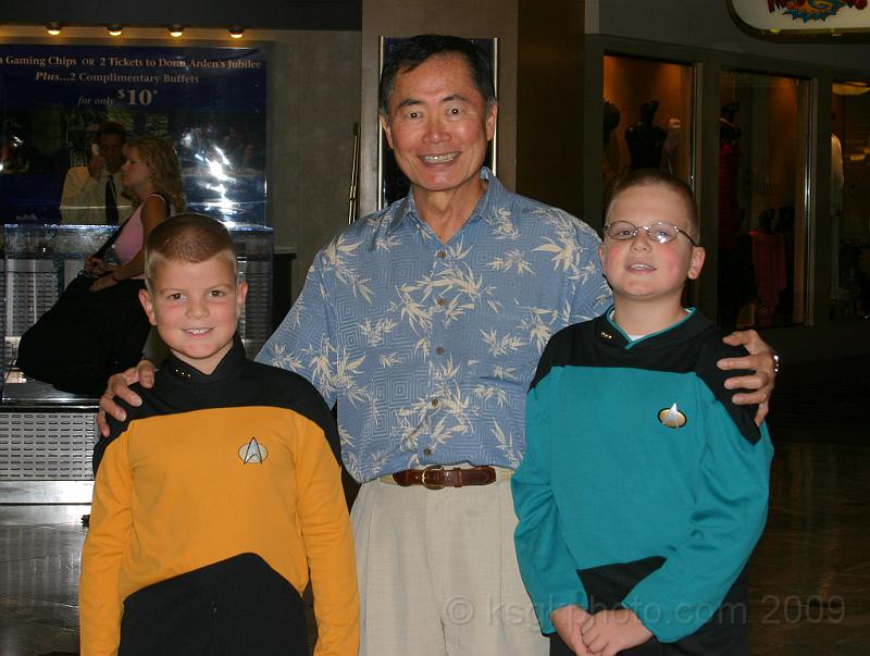 IMG_7854.jpg - A chance meeting in the Hilton Lobby, Joshua, George Takei (TOS "Sulu") and Paul. Nice guy...