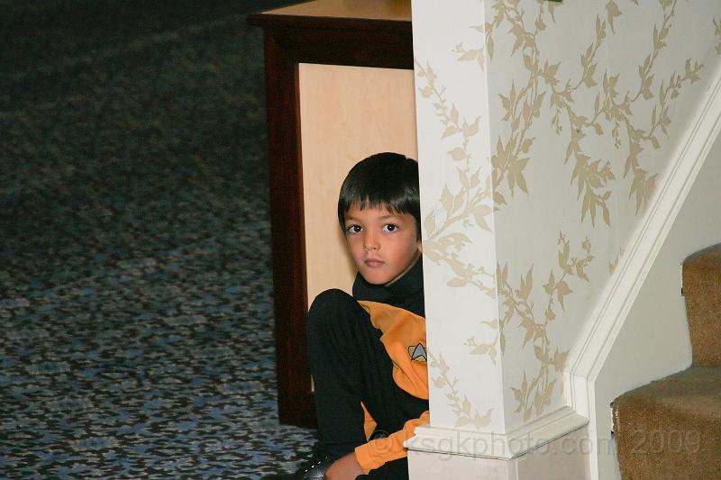 IMG_6262.jpg - Kyle.. peekaboo